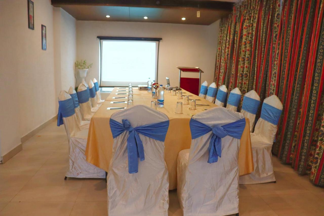 Hotel Clarks Collection Bhavnagar Εξωτερικό φωτογραφία