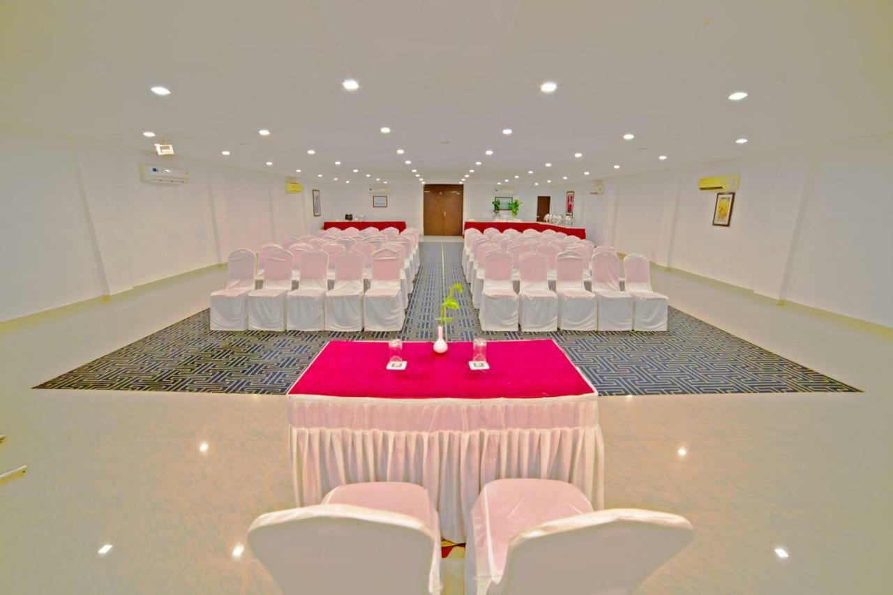 Hotel Clarks Collection Bhavnagar Εξωτερικό φωτογραφία